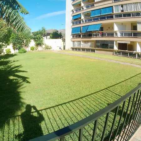 Holidays2torremolinos: With Pool And Rooftop Terrace