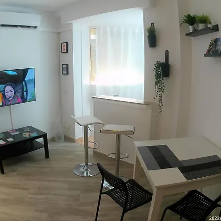 شقة Holidays2torremolinos In Loma Del Colegial Close To Center With Pool, Rooftop Terrace *