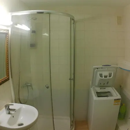 Holidays2torremolinos: With Pool And Rooftop Terrace Apartment Torremolinos
