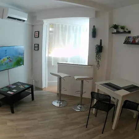 Holidays2torremolinos In Loma Del Colegial Close To Center With Pool, Rooftop Terrace * Torremolinos