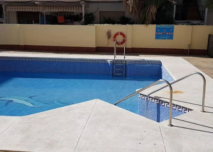Holidays2torremolinos In Loma Del Colegial Close To Center With Pool, Rooftop Terrace