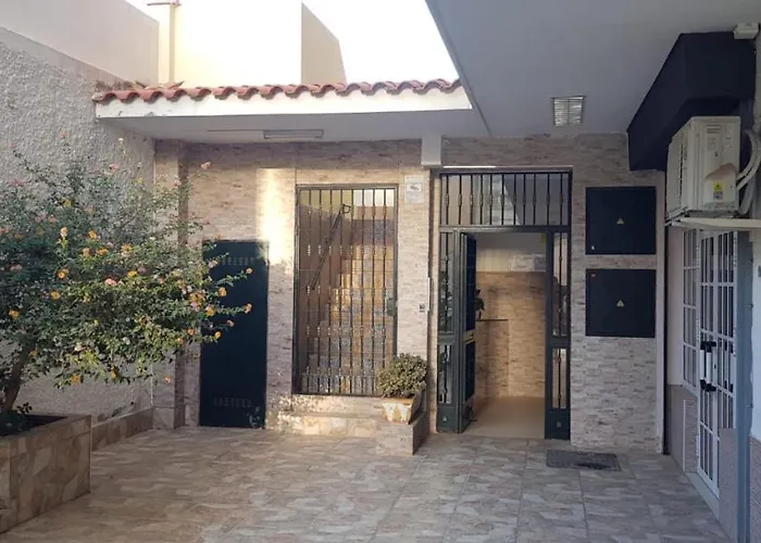 Holidays2torremolinos In Loma Del Colegial Close To Center With Pool, Rooftop Terrace Appartement