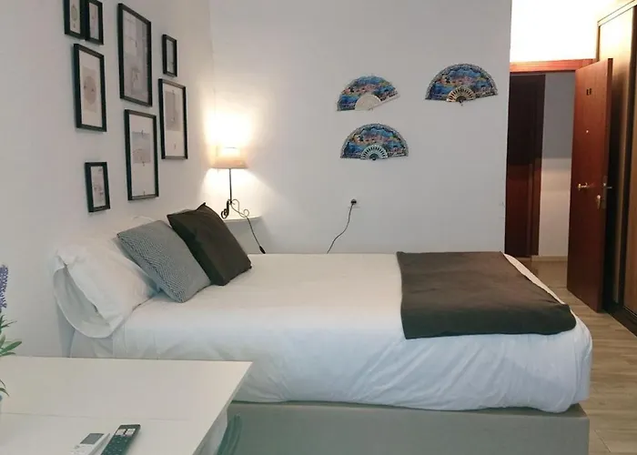 Holidays2torremolinos In Loma Del Colegial Close To Center With Pool, Rooftop Terrace Appartement *